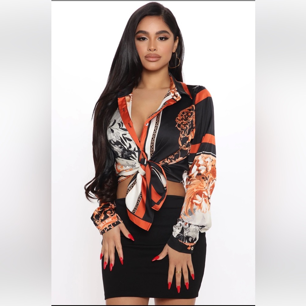 Fashion Nova Satin Blouse Size Small like new